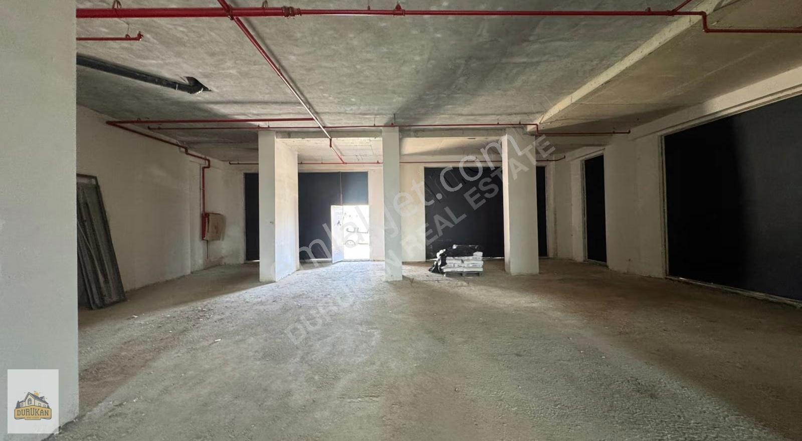 Emlak Konut Çınarköy'de | 195m2 Net Kullanım | Cadde Manzaralı | - Görsel 13