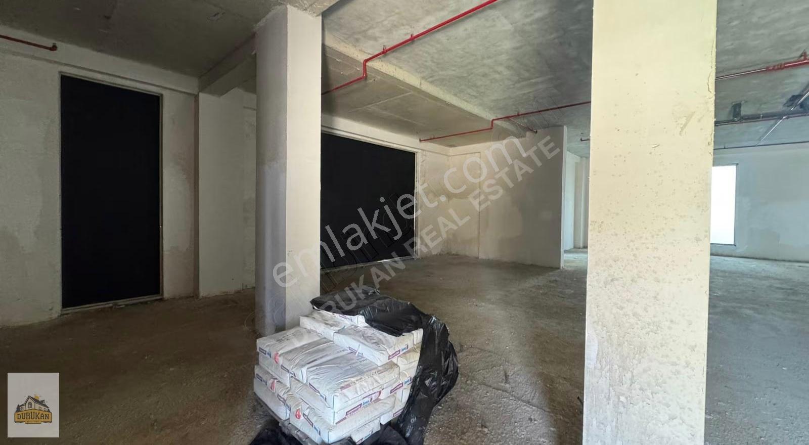Emlak Konut Çınarköy'de | 195m2 Net Kullanım | Cadde Manzaralı | - Görsel 7