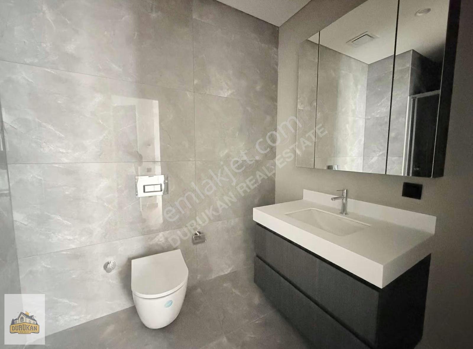 Emlak Konut Çınarköy'de Satılık 3+1, 180m² Geniş Daire - Görsel 28