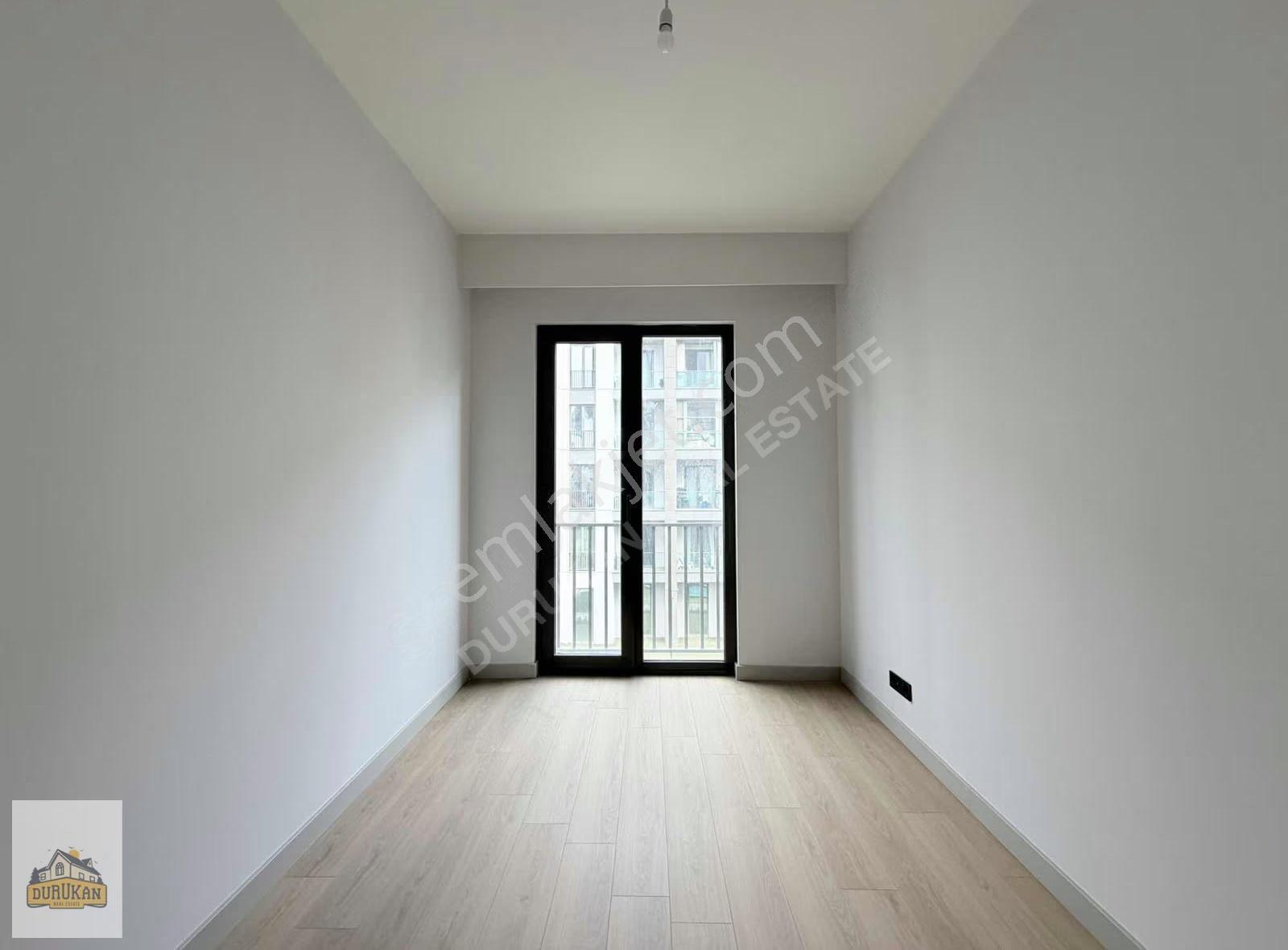 Emlak Konut Çınarköy'de Satılık 3+1, 180m² Geniş Daire - Görsel 11
