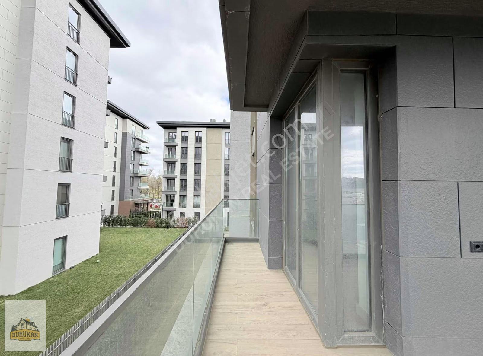 Emlak Konut Çınarköy'de Satılık 3+1, 180m² Geniş Daire - Görsel 33