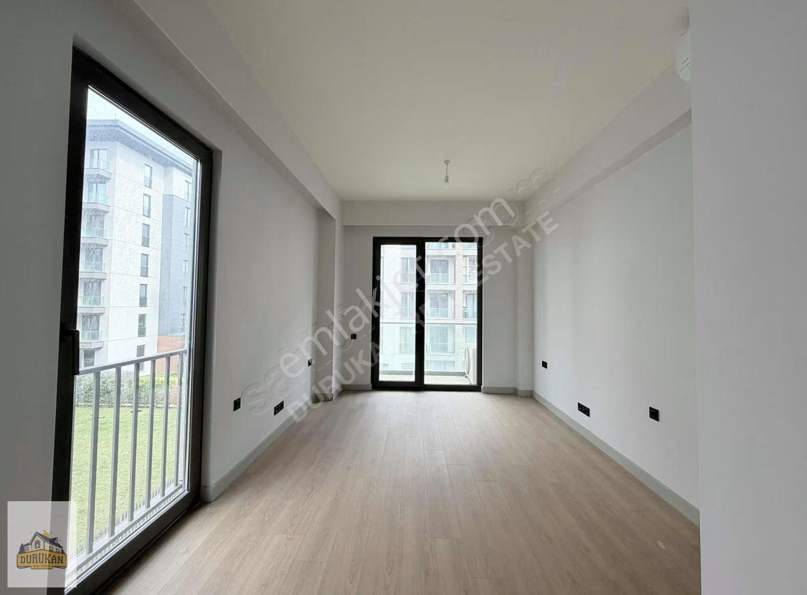 Emlak Konut Çınarköy'de Satılık 3+1, 180m² Geniş Daire - Görsel 6