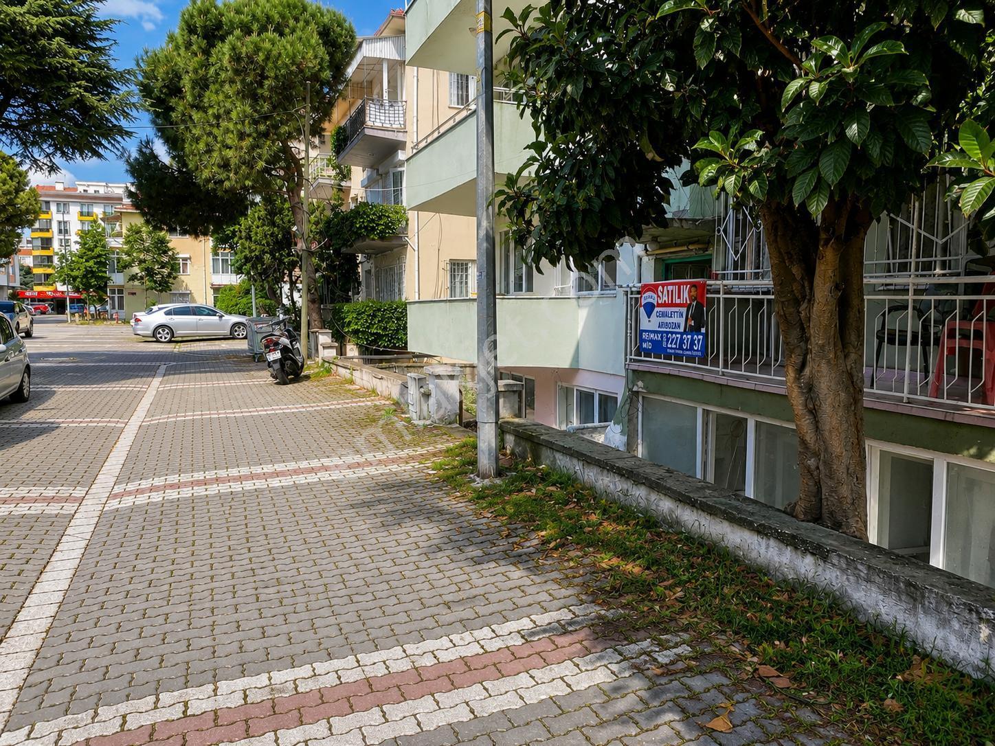 Remax Mid Bahçeli Evlerde Satılık 3+1 Daire - Görsel 3