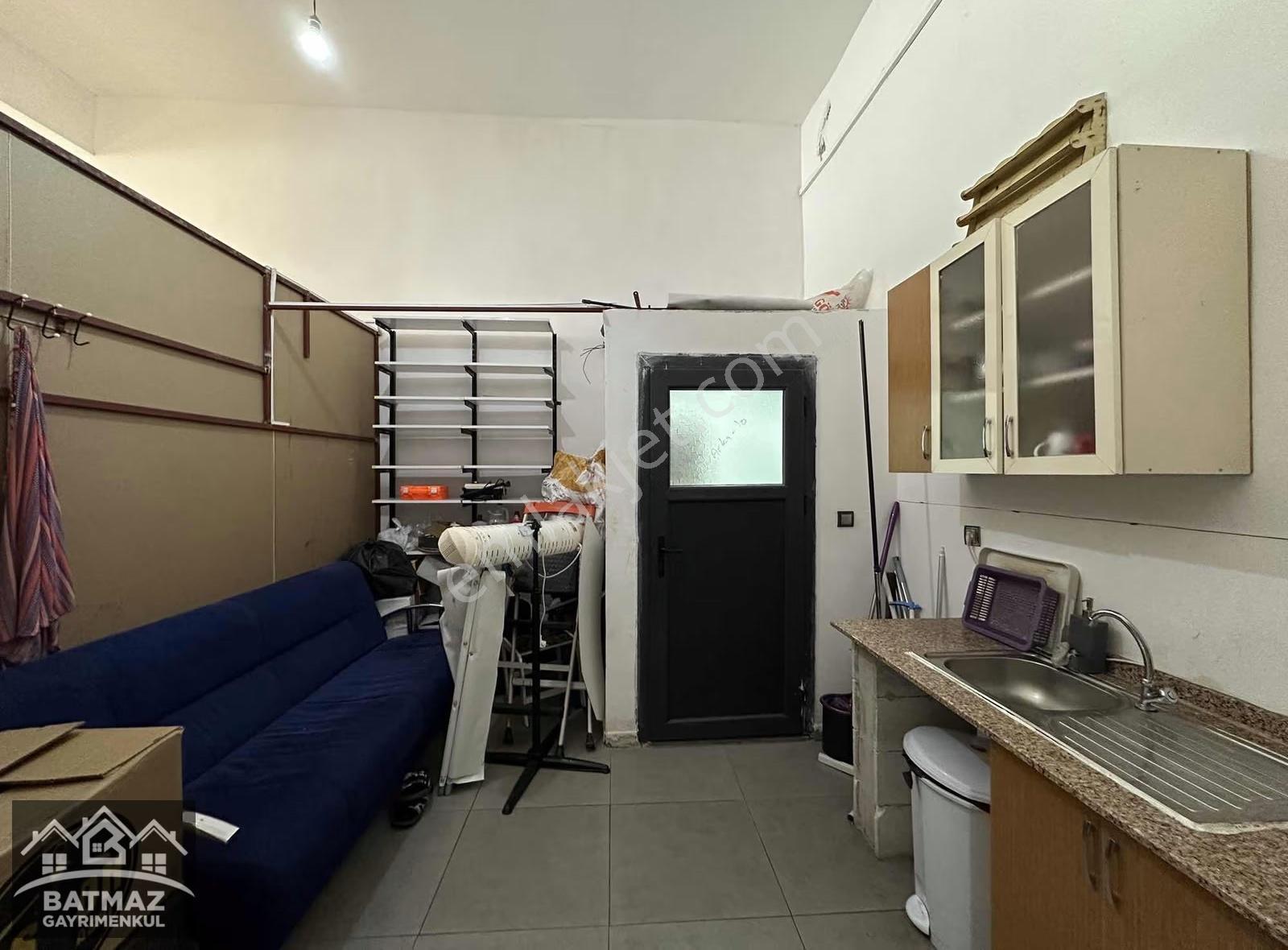Fıstıklık'ta Hazır Kurulu Düzen - Devren Kiralık Giyim Mağazası - Görsel 4