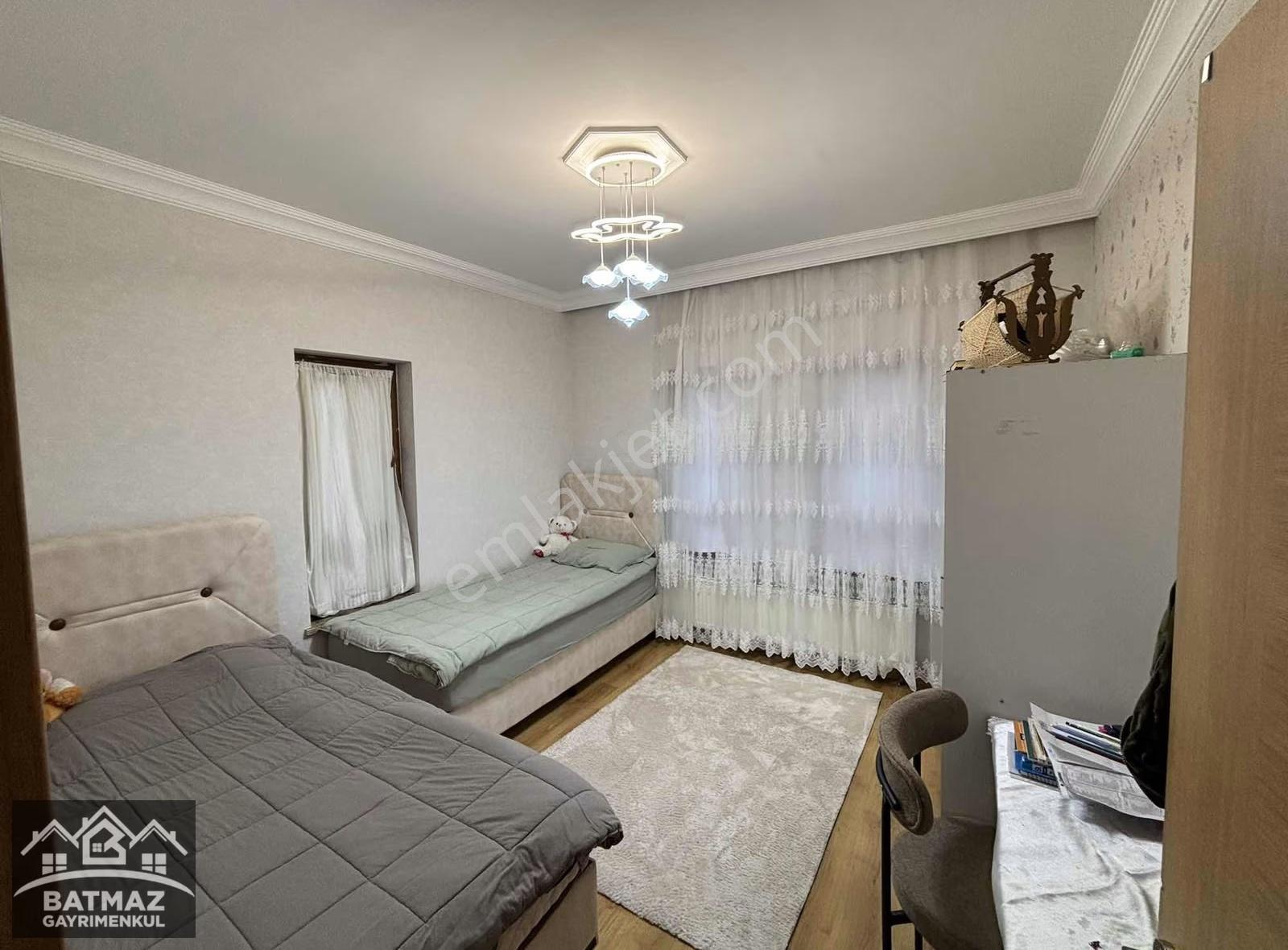 Batmaz Emalk Tan Satılık Full+full 3+1 Daire - Görsel 9
