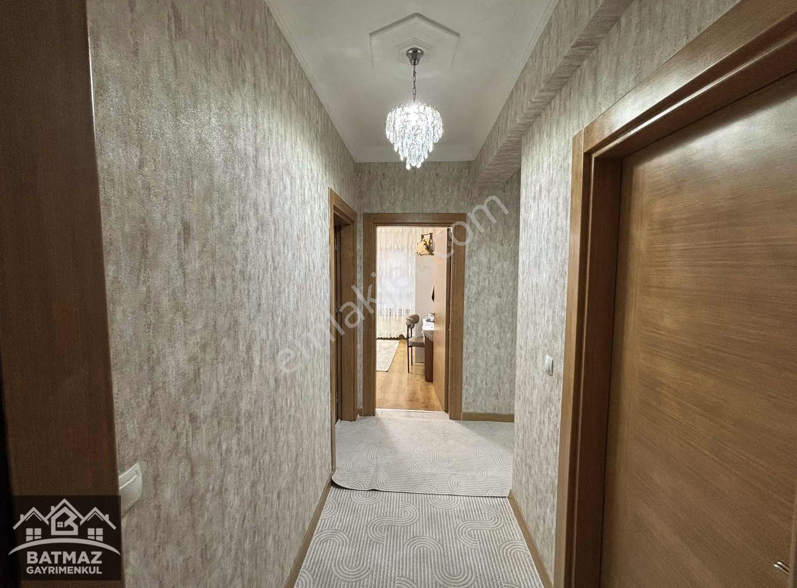 Batmaz Emalk Tan Satılık Full+full 3+1 Daire - Görsel 32