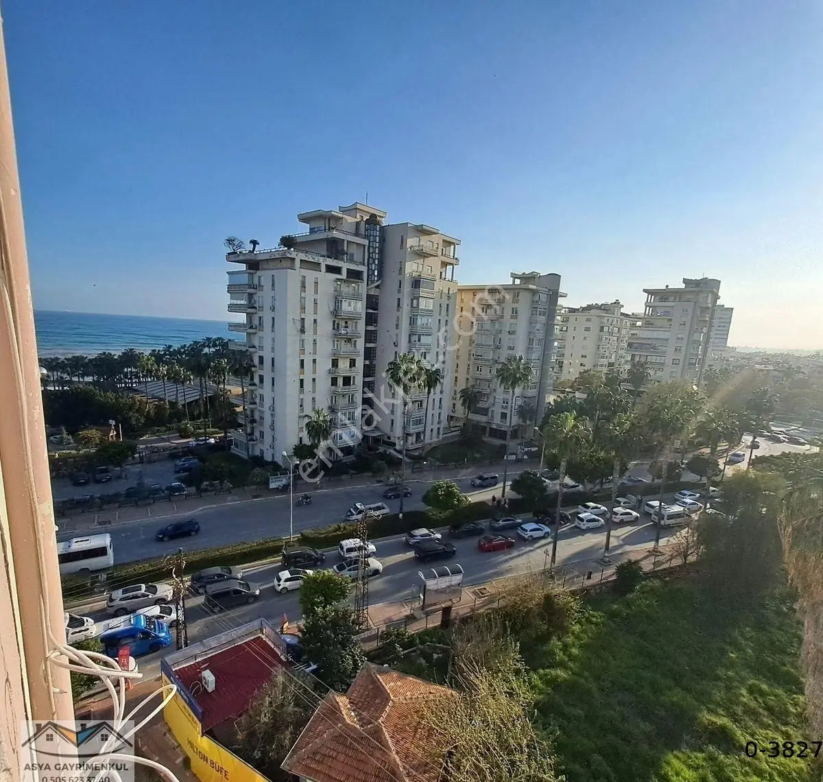 Asya' Dan Sahil Hilton Karşısında Deniz Manzaralı