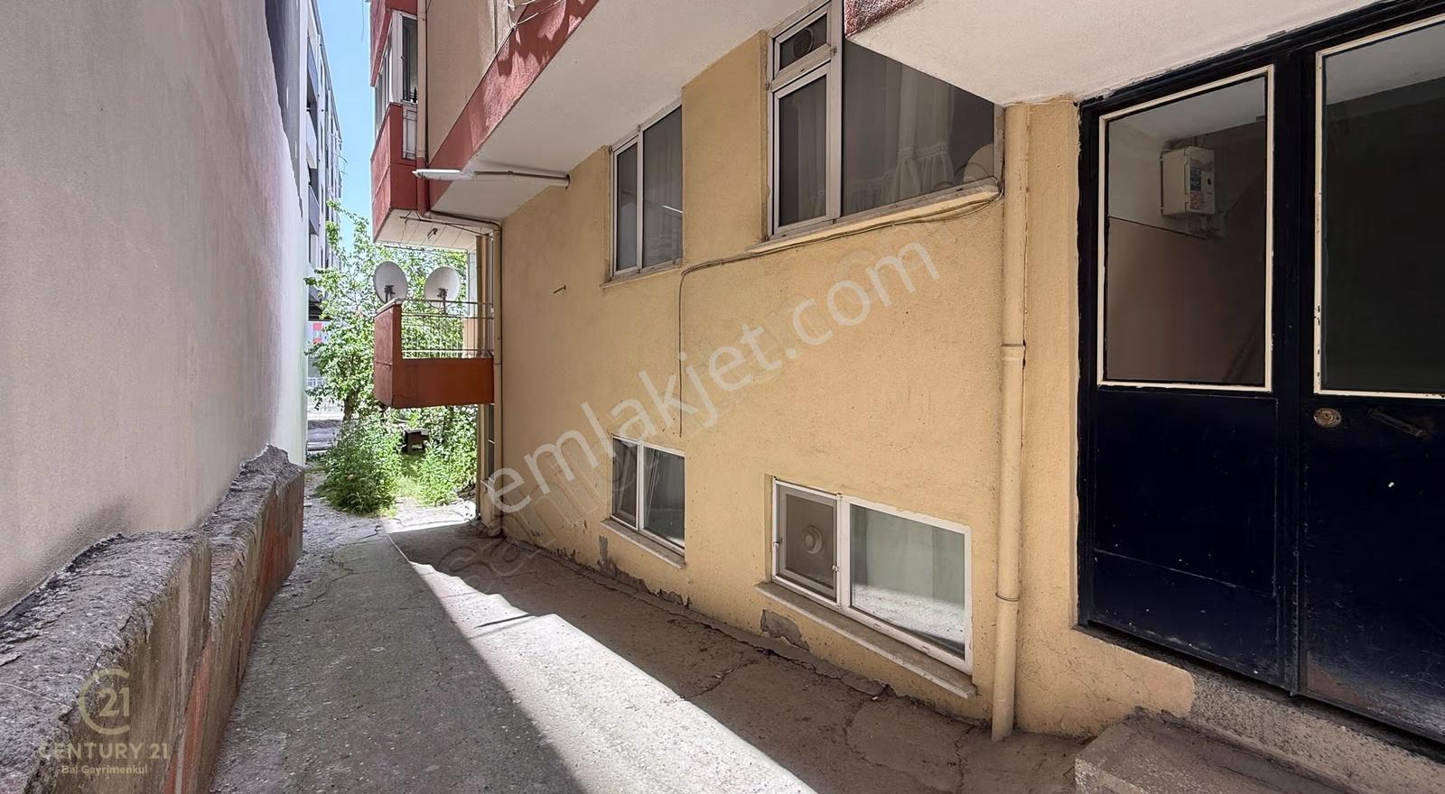 Century21 Bal'dan Eski Bandırma Cd. Üzerinde Daire - Görsel 17