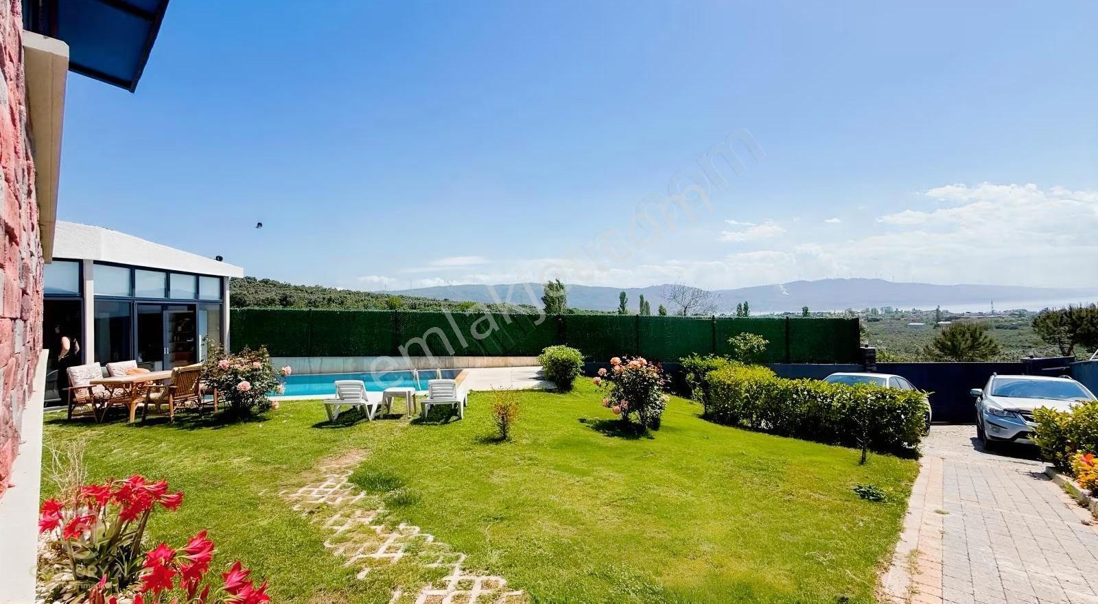 Erdek'te Deniz Manzaralı Kış Bahçeli Havuzlu 710 M2 Modern Villa - Görsel 20