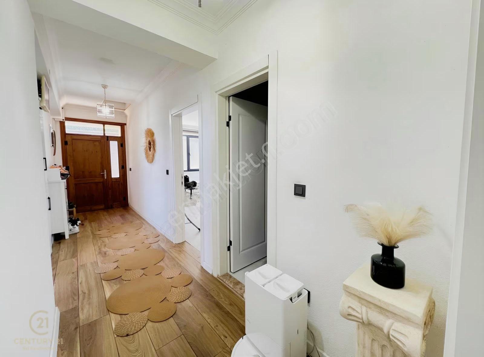 Erdek'te Deniz Manzaralı Kış Bahçeli Havuzlu 710 M2 Modern Villa - Görsel 13