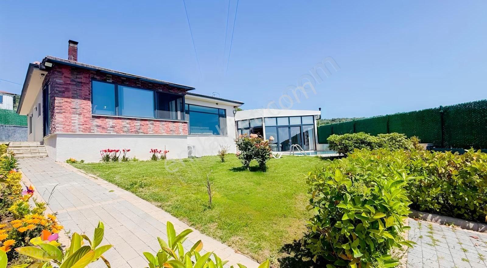 Erdek'te Deniz Manzaralı Kış Bahçeli Havuzlu 710 M2 Modern Villa - Görsel 23