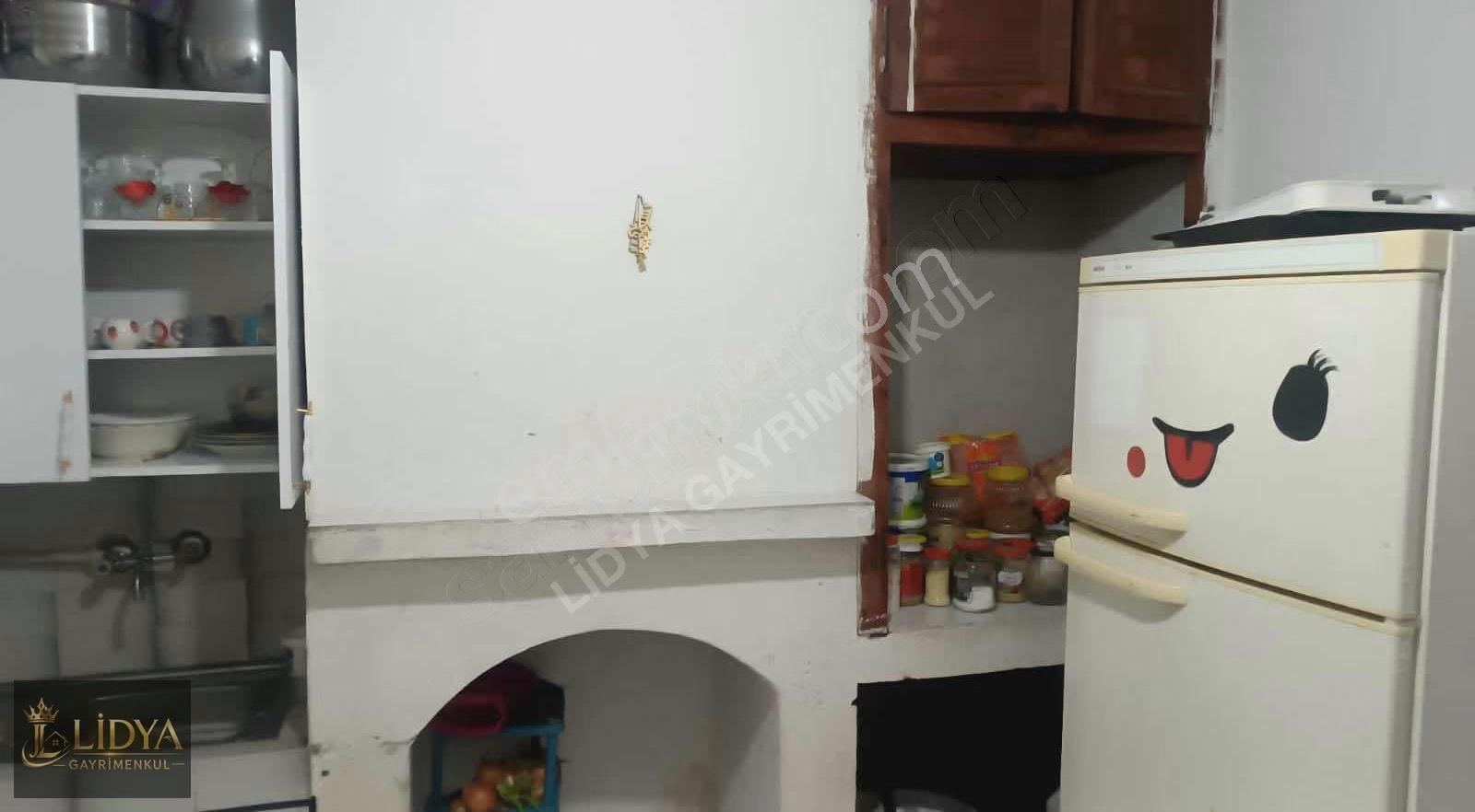 Lemas'ta 2 Katlı Satılık Müstakil Ev - Görsel 9