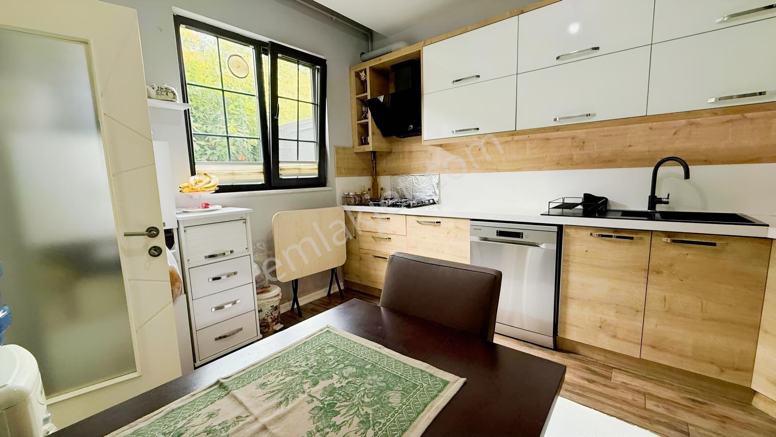 Bm Real Estate Nilüfer Demirci'de Satılık 4+1 Tripleks Villa - Görsel 20