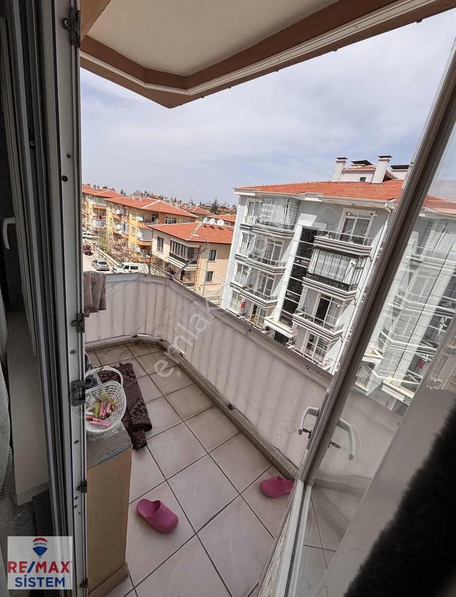 Kocatepe Mah Merkezi Lokasyon Yenilenmiş 2+1 Geniş Satılık Daire - Görsel 24
