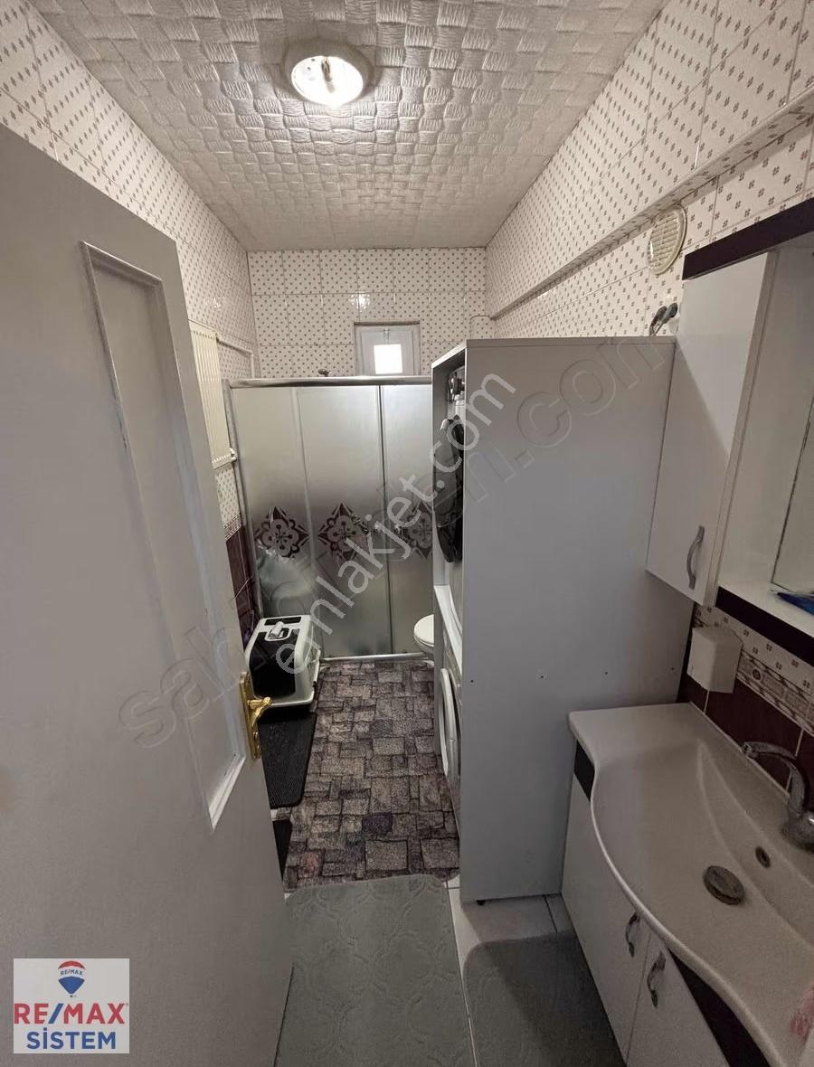 Kocatepe Mah Merkezi Lokasyon Yenilenmiş 2+1 Geniş Satılık Daire - Görsel 15