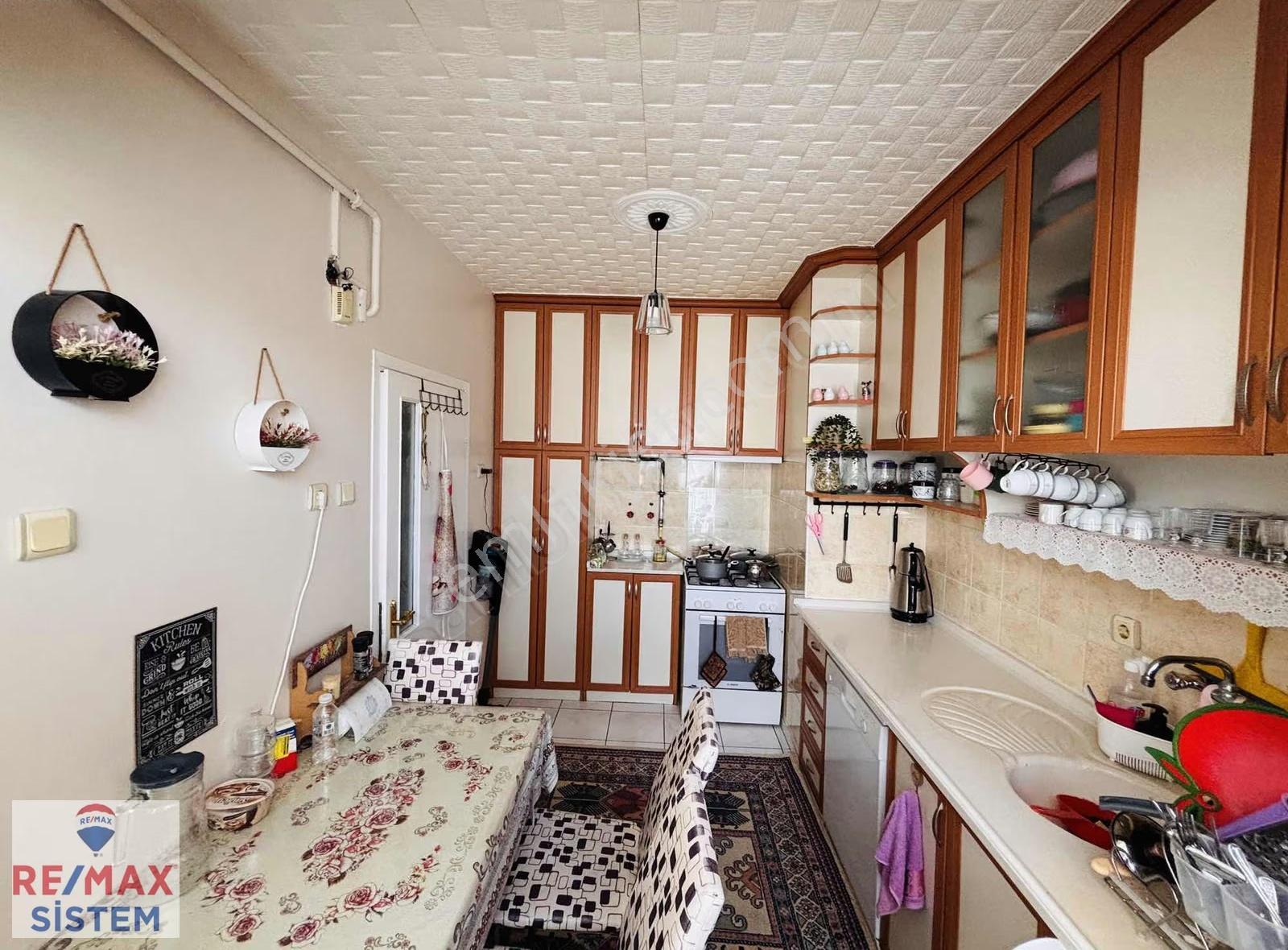 Kocatepe Mah Merkezi Lokasyon Yenilenmiş 2+1 Geniş Satılık Daire - Görsel 19