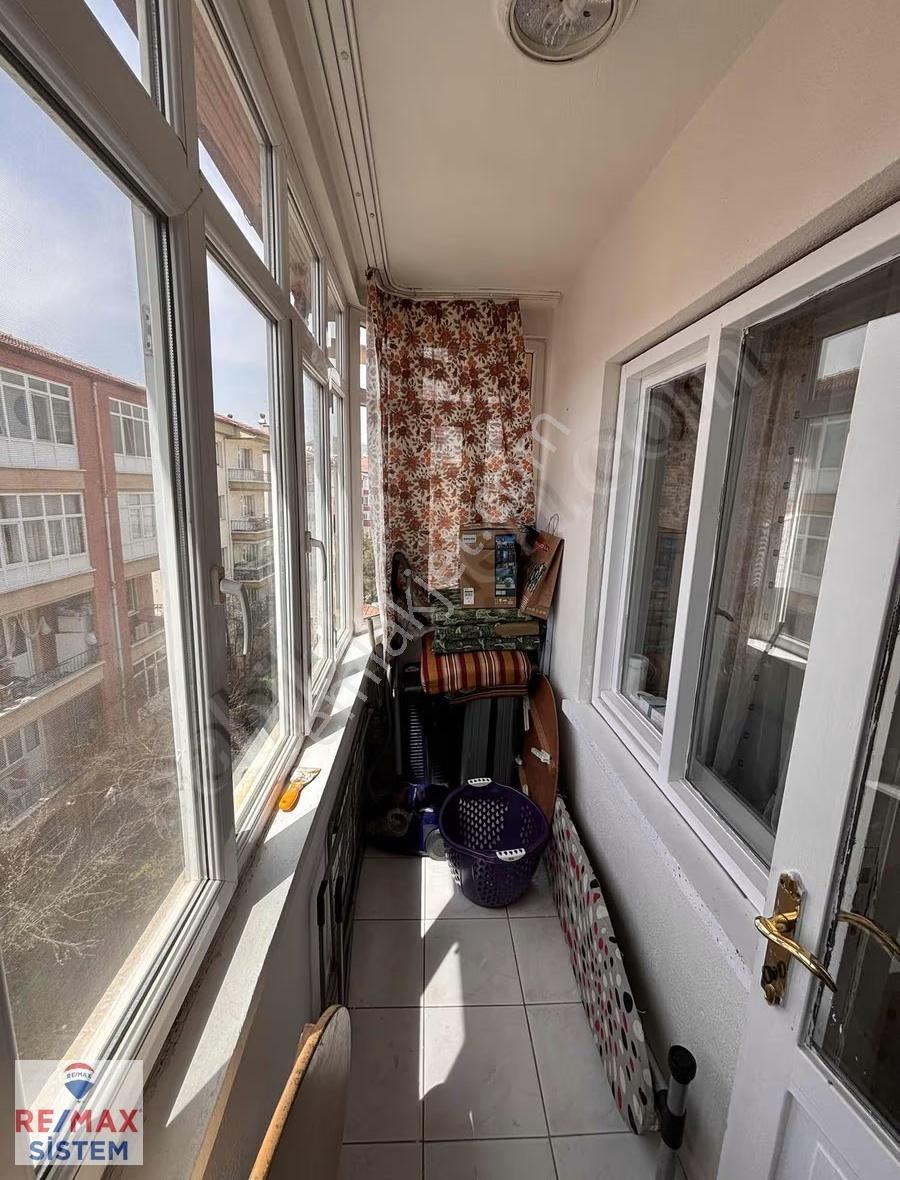 Kocatepe Mah Merkezi Lokasyon Yenilenmiş 2+1 Geniş Satılık Daire - Görsel 16