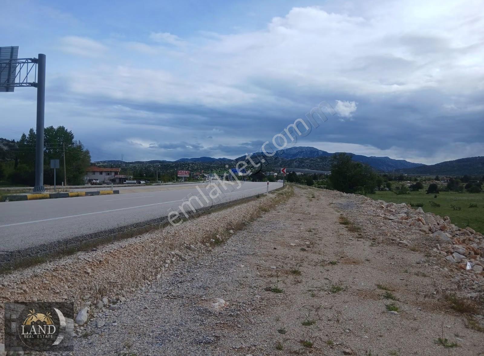Akseki'de Ana Yola Cephe Ticari'ye Uygun - Görsel 18