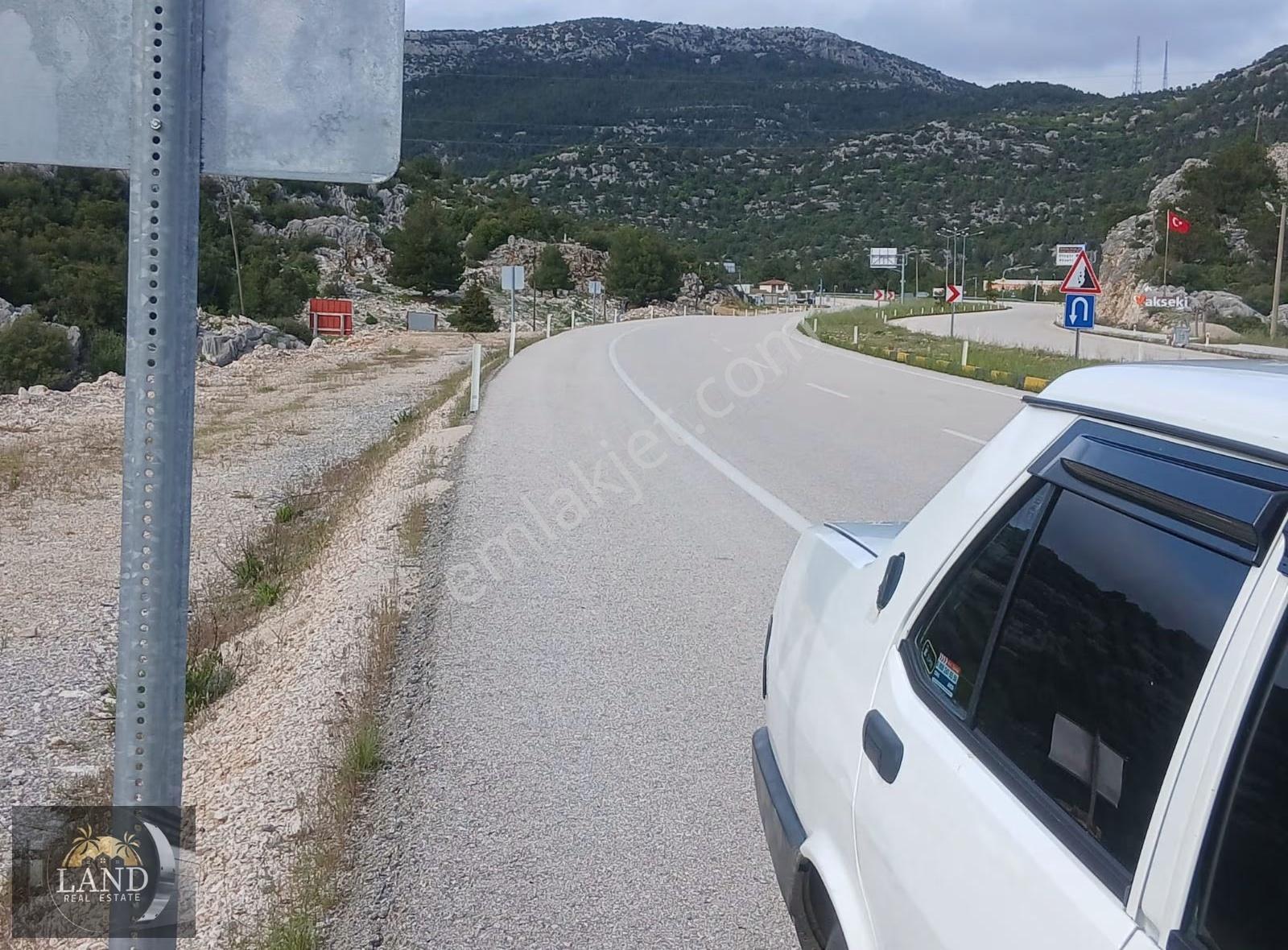 Akseki'de Ana Yola Cephe Ticari'ye Uygun - Görsel 9