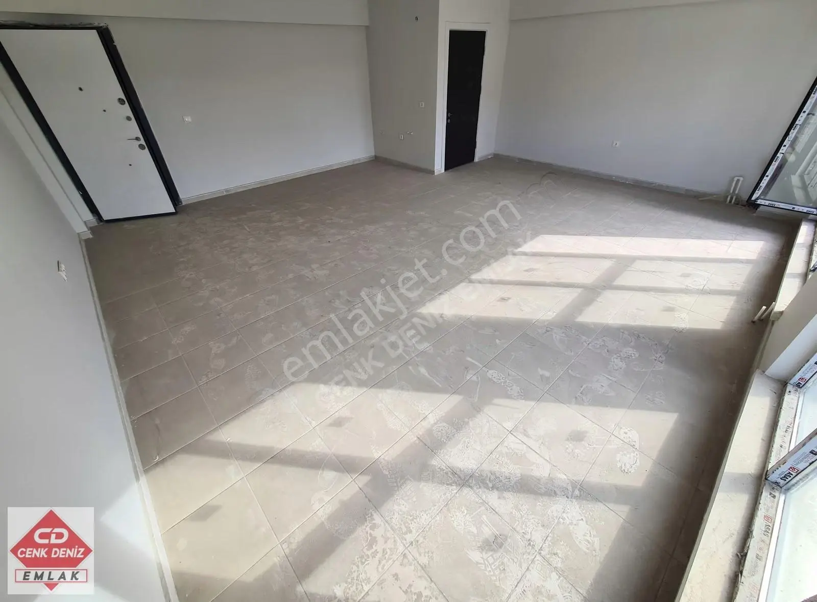 İvedik Osb Anteks Finova-3'de 40m² Açık Teras + Wc + 46 M² Ofis - Görsel 4