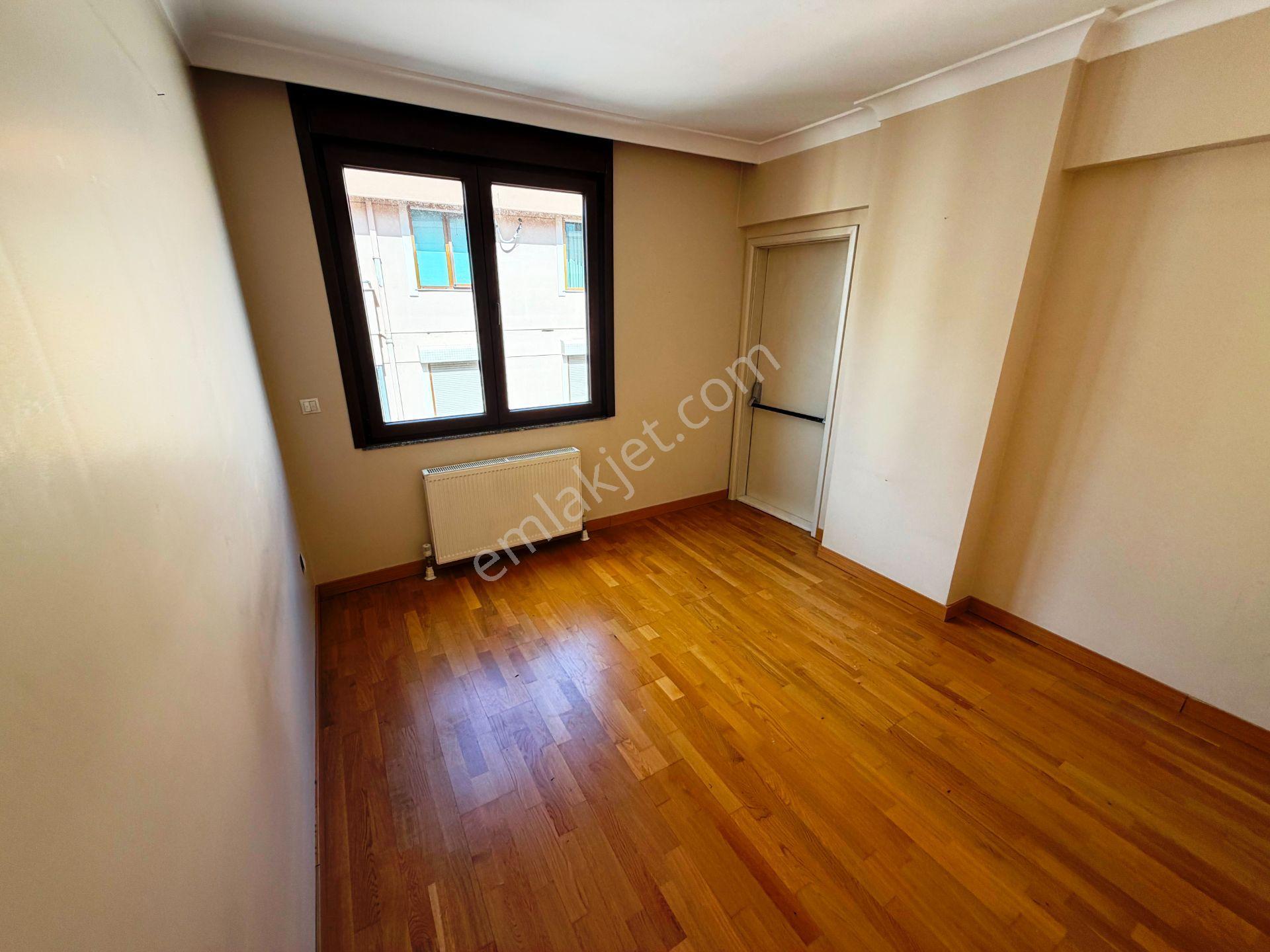 Bağdat-tren Arası 12 Yıllık İskanlı 280m2 Dublex Boş Satılık 6+2 - Görsel 10