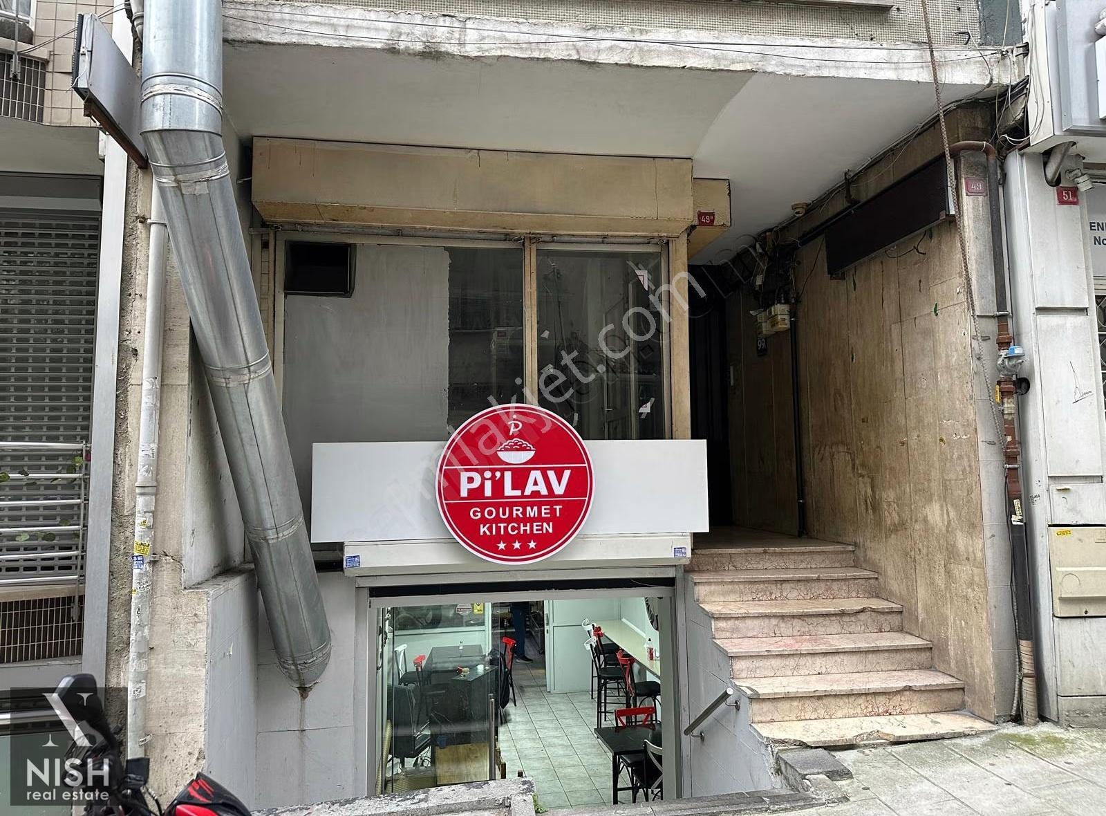 Valikonağı Ve Rumeli Caddesine Çok Yakın 60 M2 Dükkan
