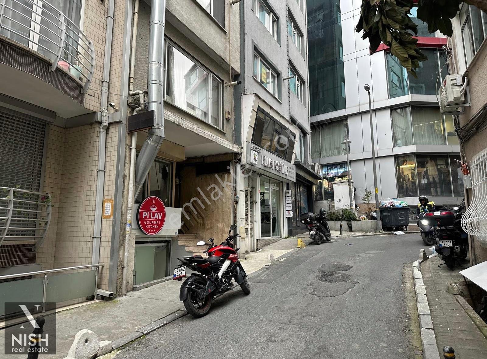 Valikonağı Ve Rumeli Caddesine Çok Yakın 60 M2 Dükkan - Görsel 8