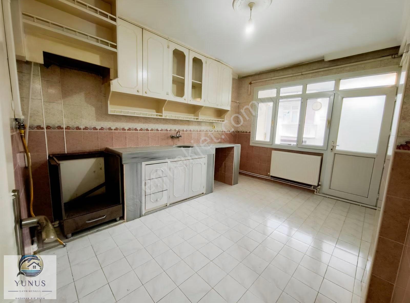 Yunus'tan Fatih Mah Kiralık 3+1 Çift Balkonlu Doğal Gazlı - Görsel 13