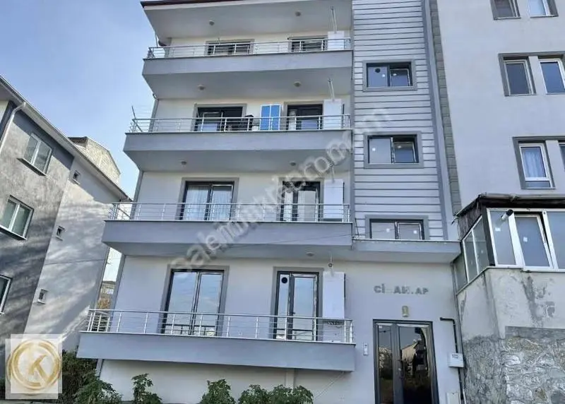 Kaymak Emlaktan Serdivan Beşköprü'de 2+1 95 M2 Kiralık Daire