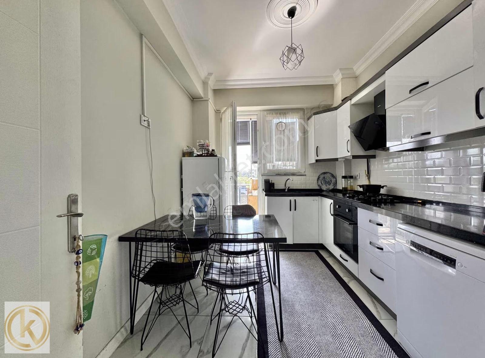 Kaymak Emlaktan Erenler Ada Avm Civarı Garajlı 3+1 125m2 Kiralık - Görsel 6
