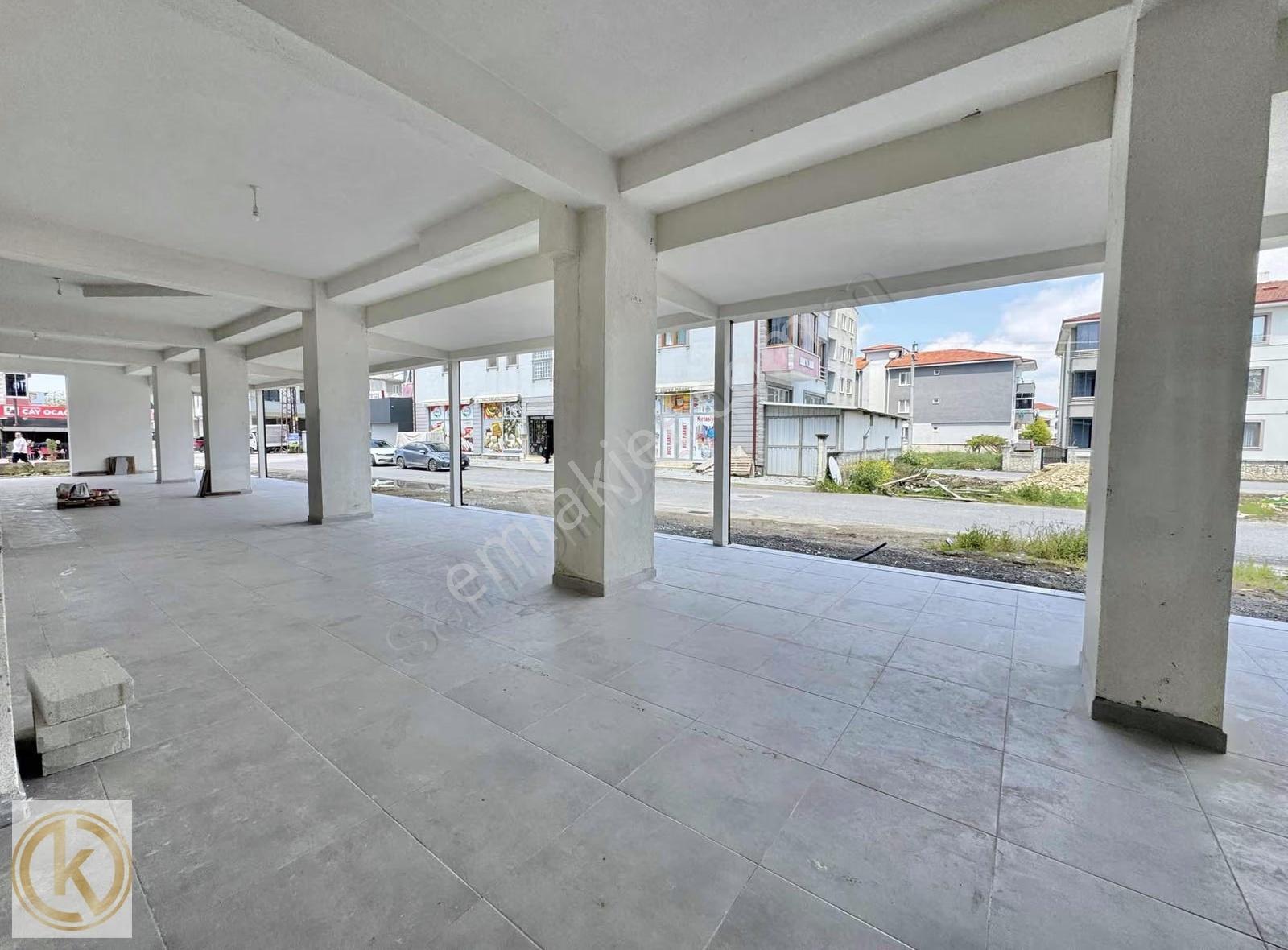 Kaymak Emlaktan Erenler Küpçüler'de 340 M2 Kiralık Dükkan - Görsel 9