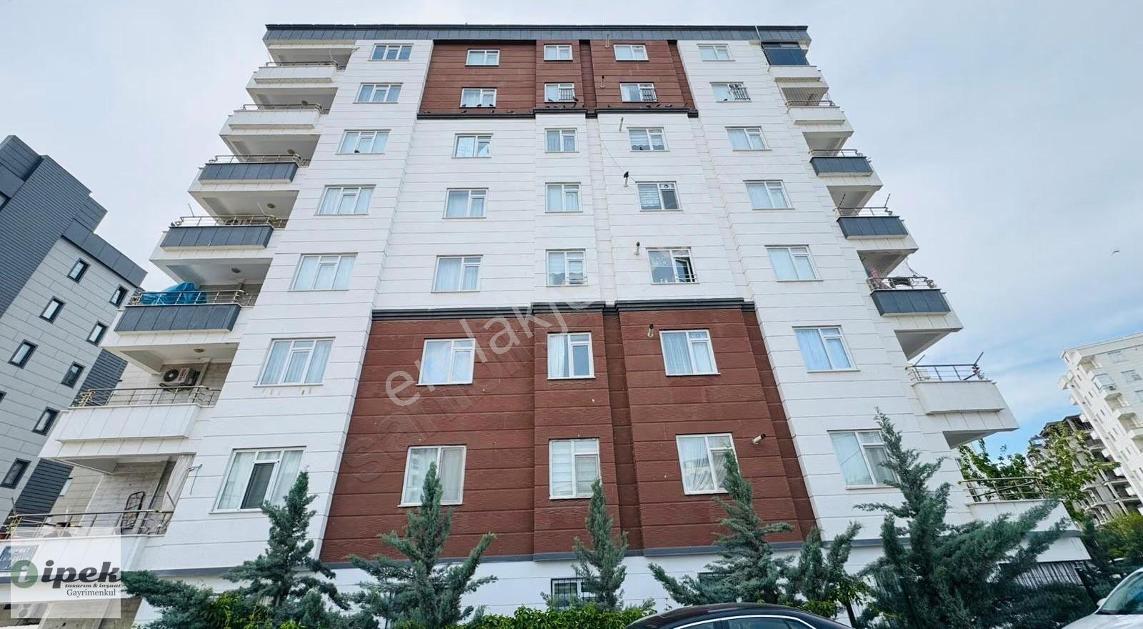 İpek Gayrimenkul - Badıllı Taziye Karşısı Ters Dublex Girişkat