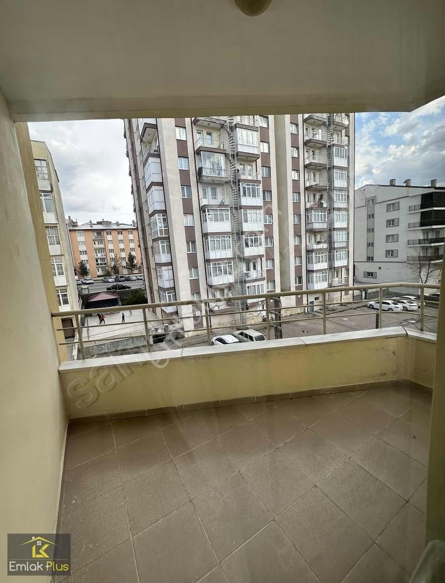 Gazi Lisesi Arkasında Satılık 3+1 Güney Cephe Ara Kat Daire - Görsel 16