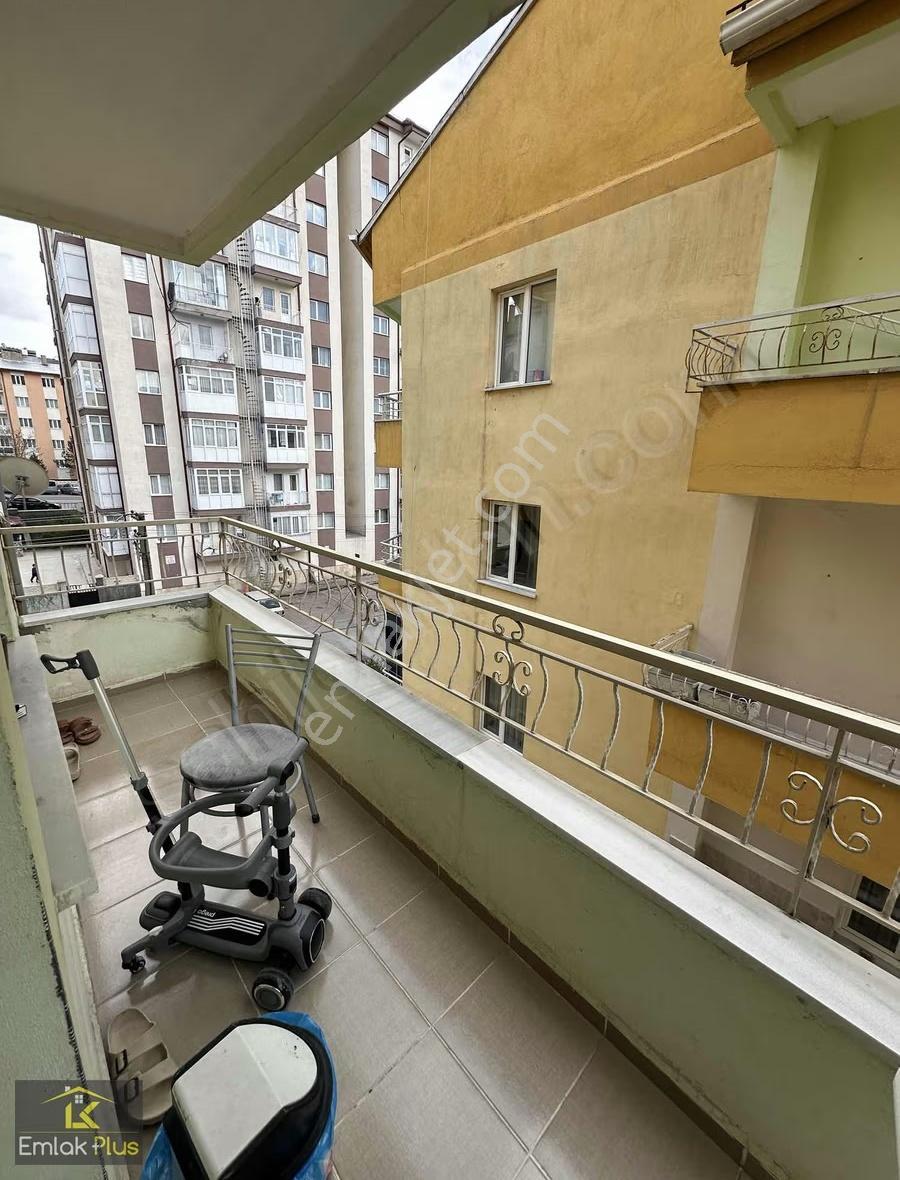 Gazi Lisesi Arkasında Satılık 3+1 Güney Cephe Ara Kat Daire - Görsel 2