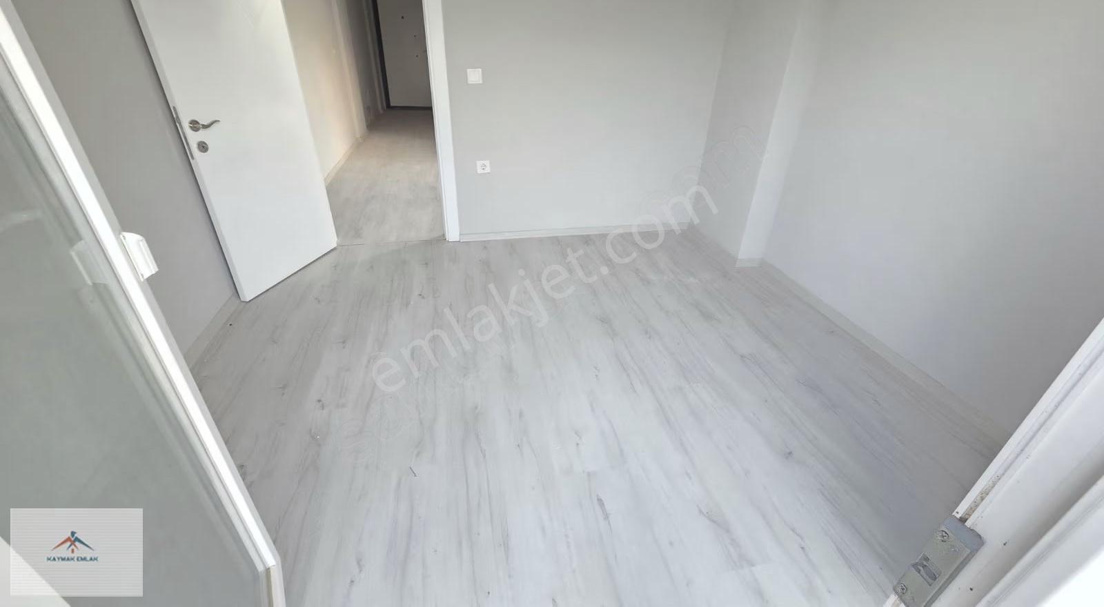 Orta Kat Hastaneye Yakın 1+1 Kiralık Daire - Görsel 11