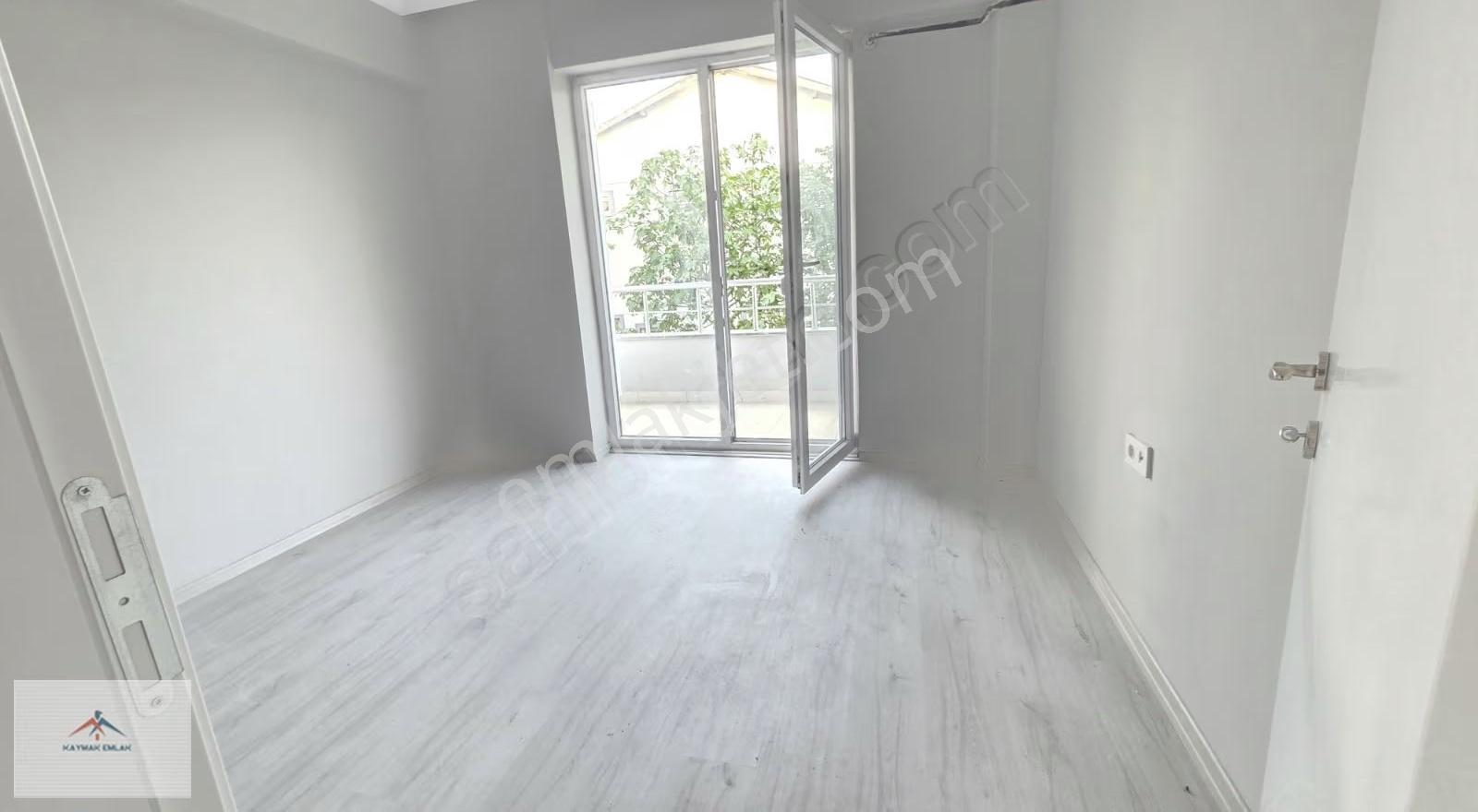 Orta Kat Hastaneye Yakın 1+1 Kiralık Daire - Görsel 14