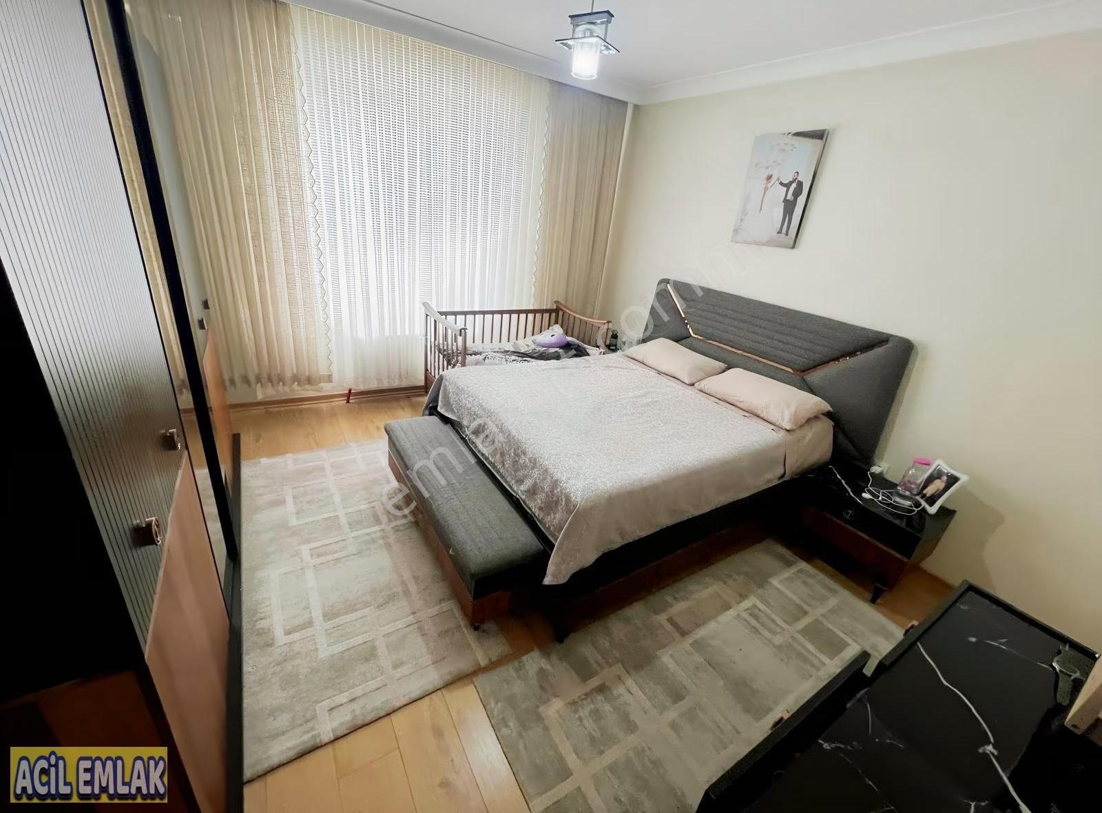 Cadde Üzeri Yeni Bina Lüks Yapılı Geniş Mutfaklı Satılık Daire - Görsel 17