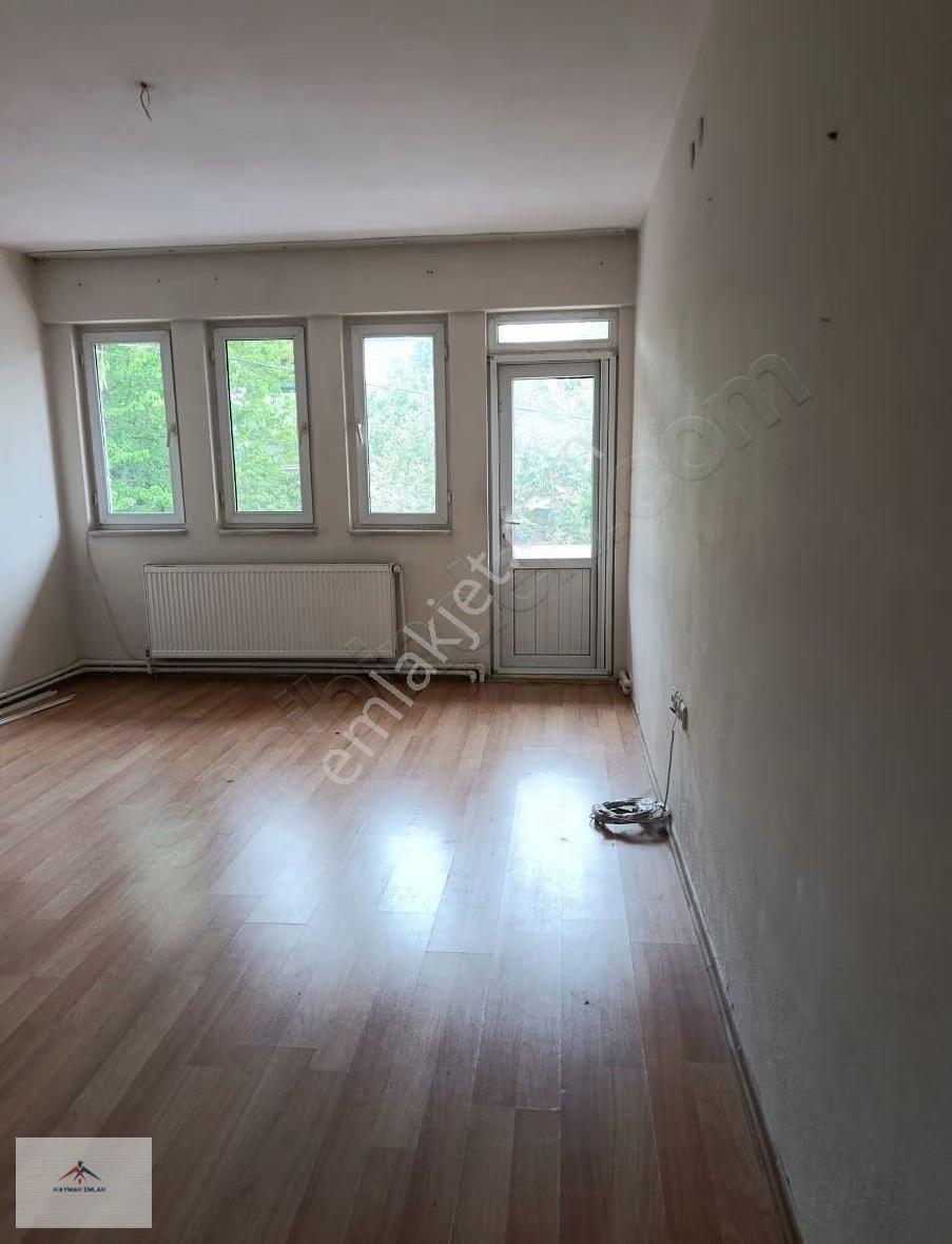 Erenler Belediyesine Yakın Bahceli 3+1 Kiralık Daire - Görsel 6