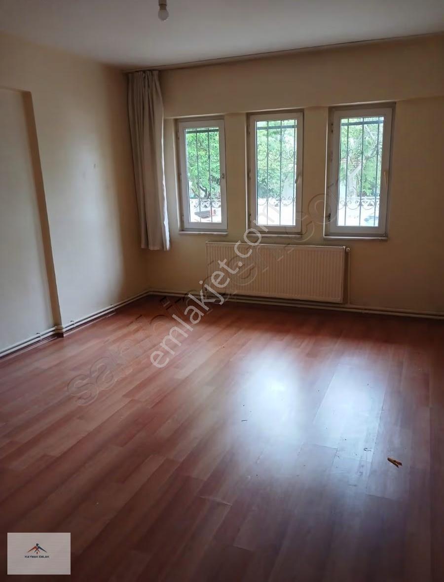 Erenler Belediyesine Yakın Bahceli 3+1 Kiralık Daire - Görsel 2
