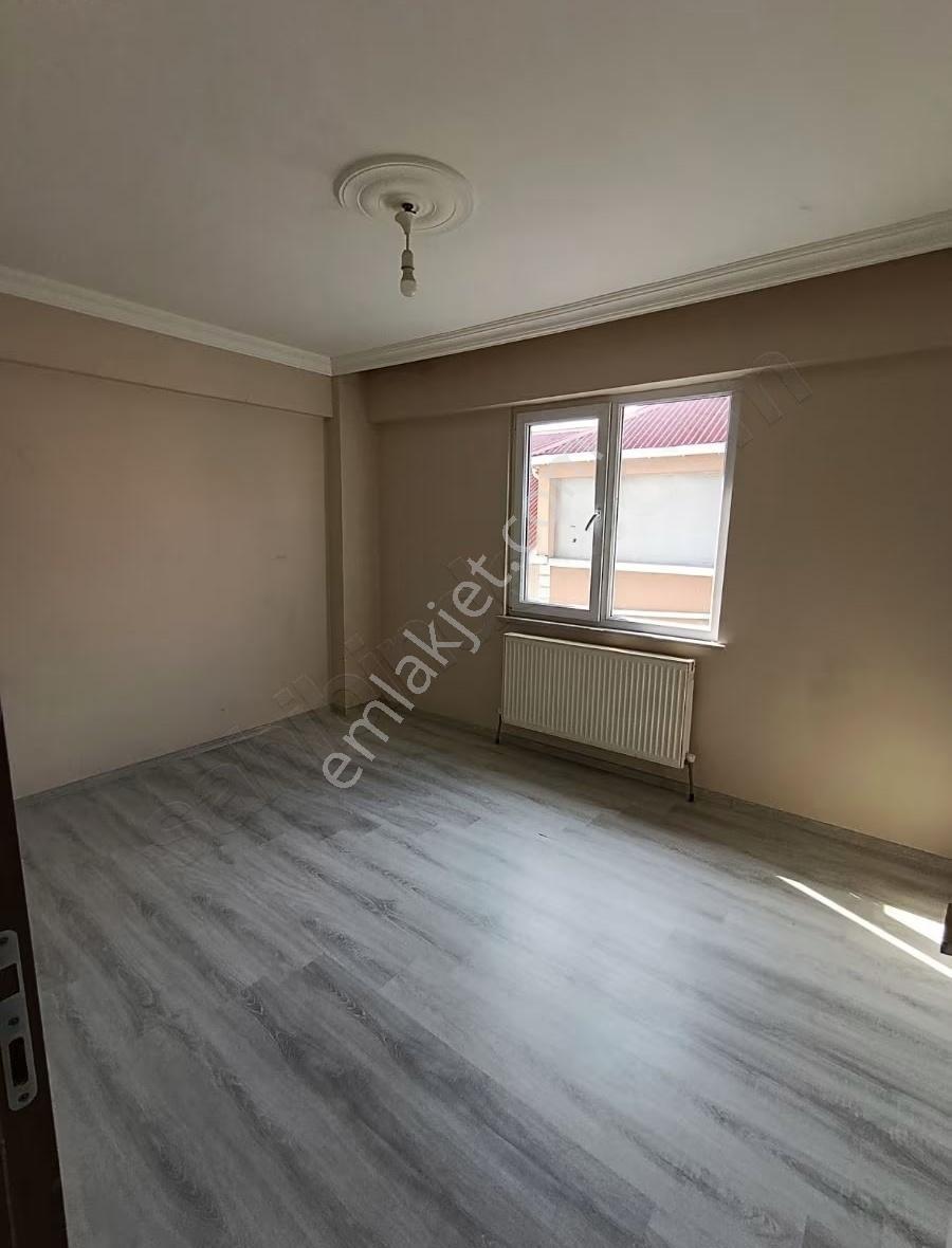 Ergene Sağlık Mahallesi 1+1 Kiralık Daire - Görsel 7