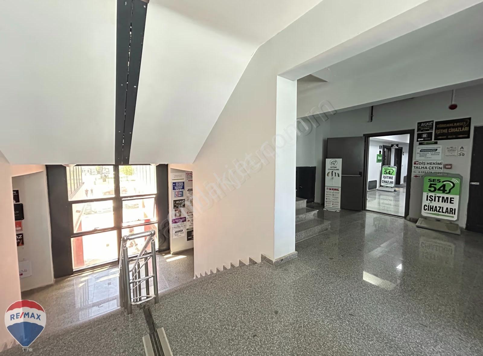 Remax Mavi'den Seah Hastane Karşısı Sağlık İş Merk. 1. Kat Ofis - Görsel 19