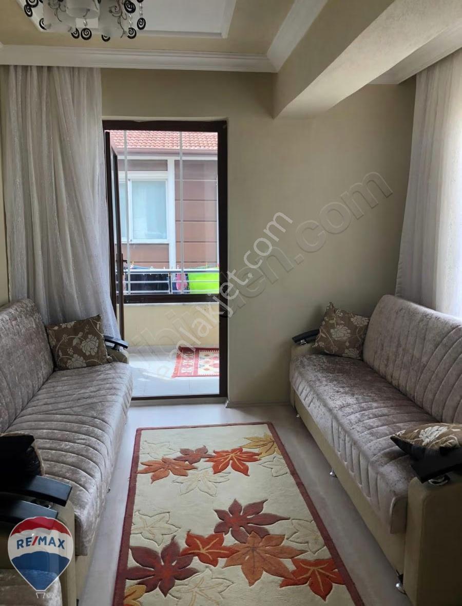 Re/max Mavi'den Aziziye Akkumda Mutfak Ayrı Ön Cephe 2+1 Daire - Görsel 6