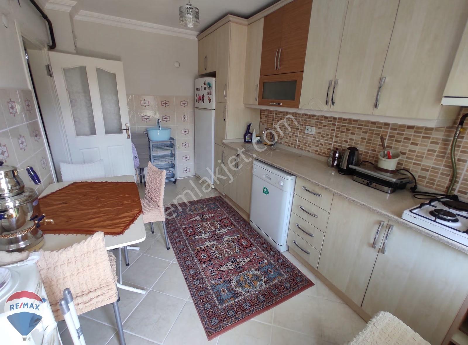 Re/max Mavi'den Denize Yakın Önü Açık Ferah 4+1 Daire - Görsel 13