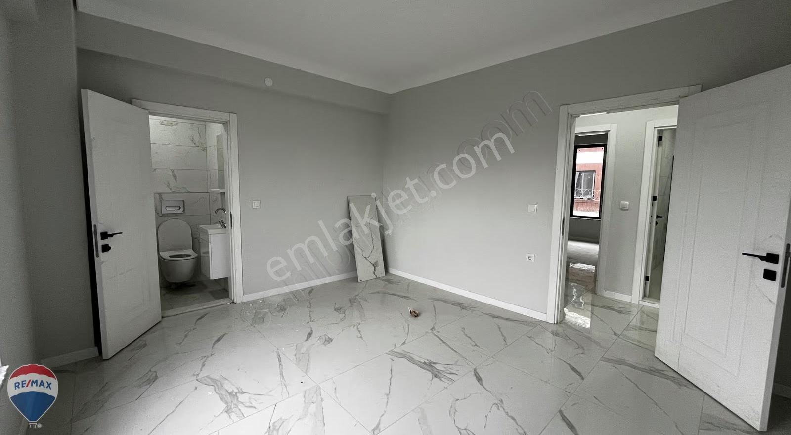 Remax Maviden Bahçeşehir Koleji Karşısı 3+1 130m2 1.kat Daire - Görsel 12