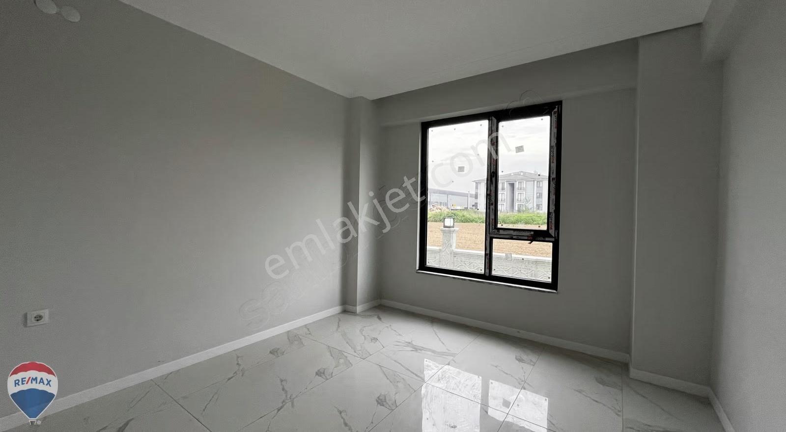 Remax Maviden Bahçeşehir Koleji Karşısı 3+1 130m2 1.kat Daire - Görsel 18
