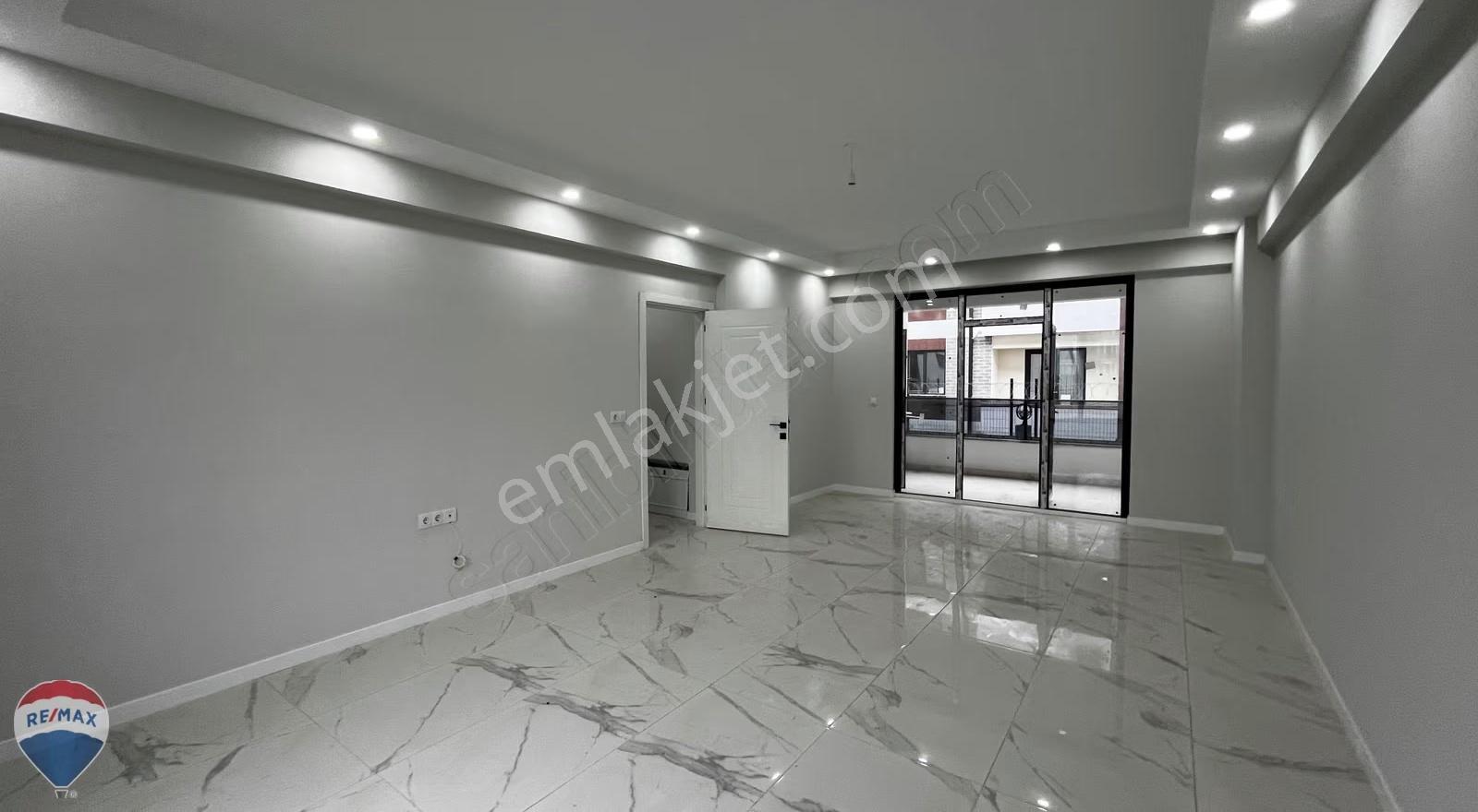 Remax Maviden Bahçeşehir Koleji Karşısı 3+1 130m2 1.kat Daire - Görsel 16