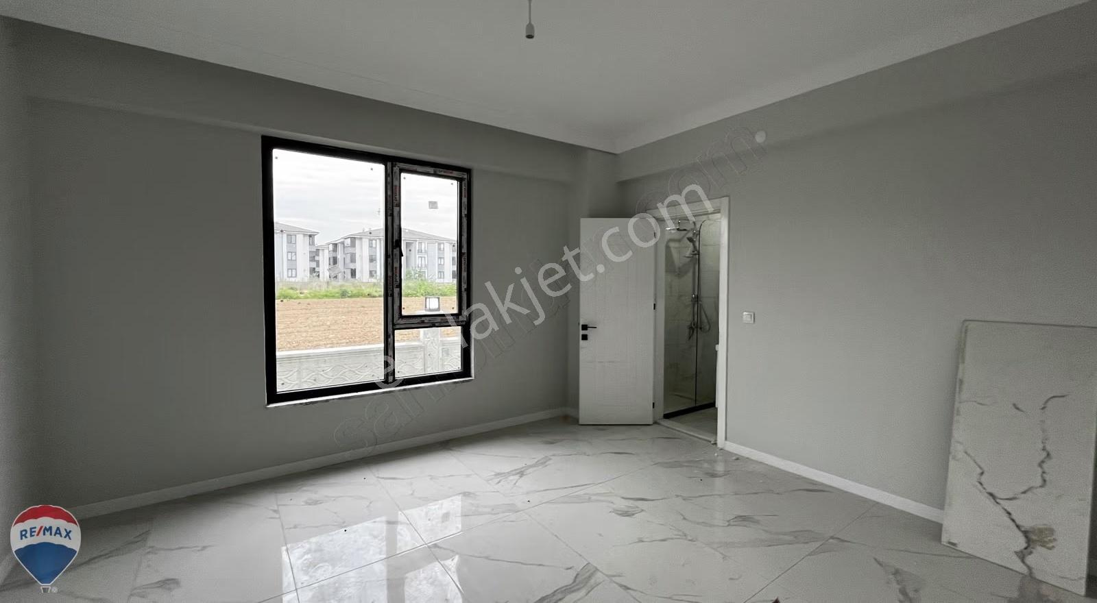 Remax Maviden Bahçeşehir Koleji Karşısı 3+1 130m2 1.kat Daire - Görsel 11