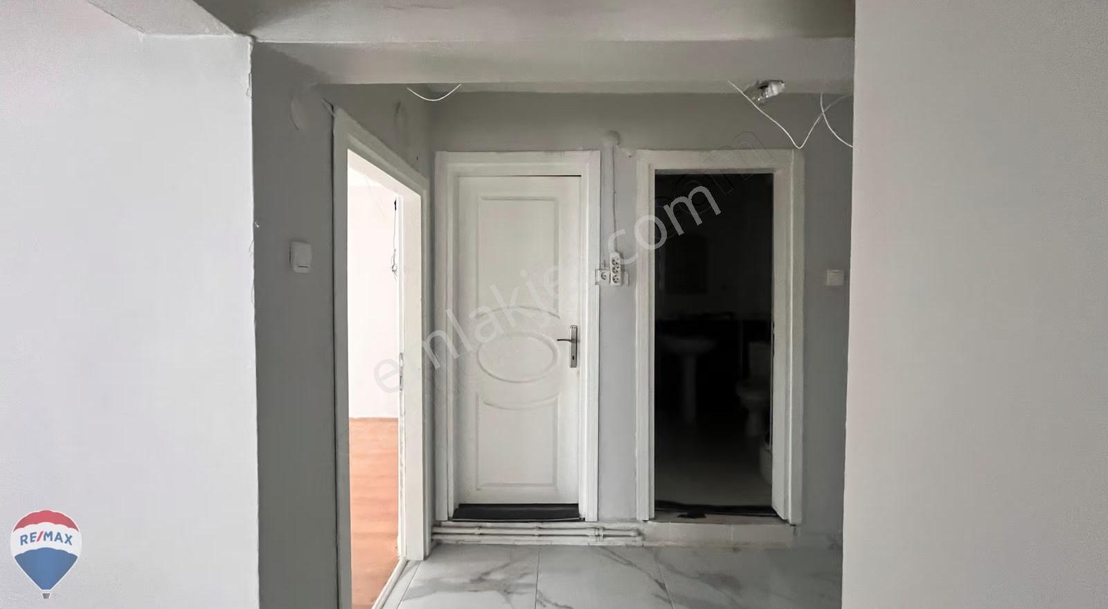 Remax Maviden Tekelerde 3.kat 2+1 Cambalkonlu 100 M2 Daire - Görsel 15