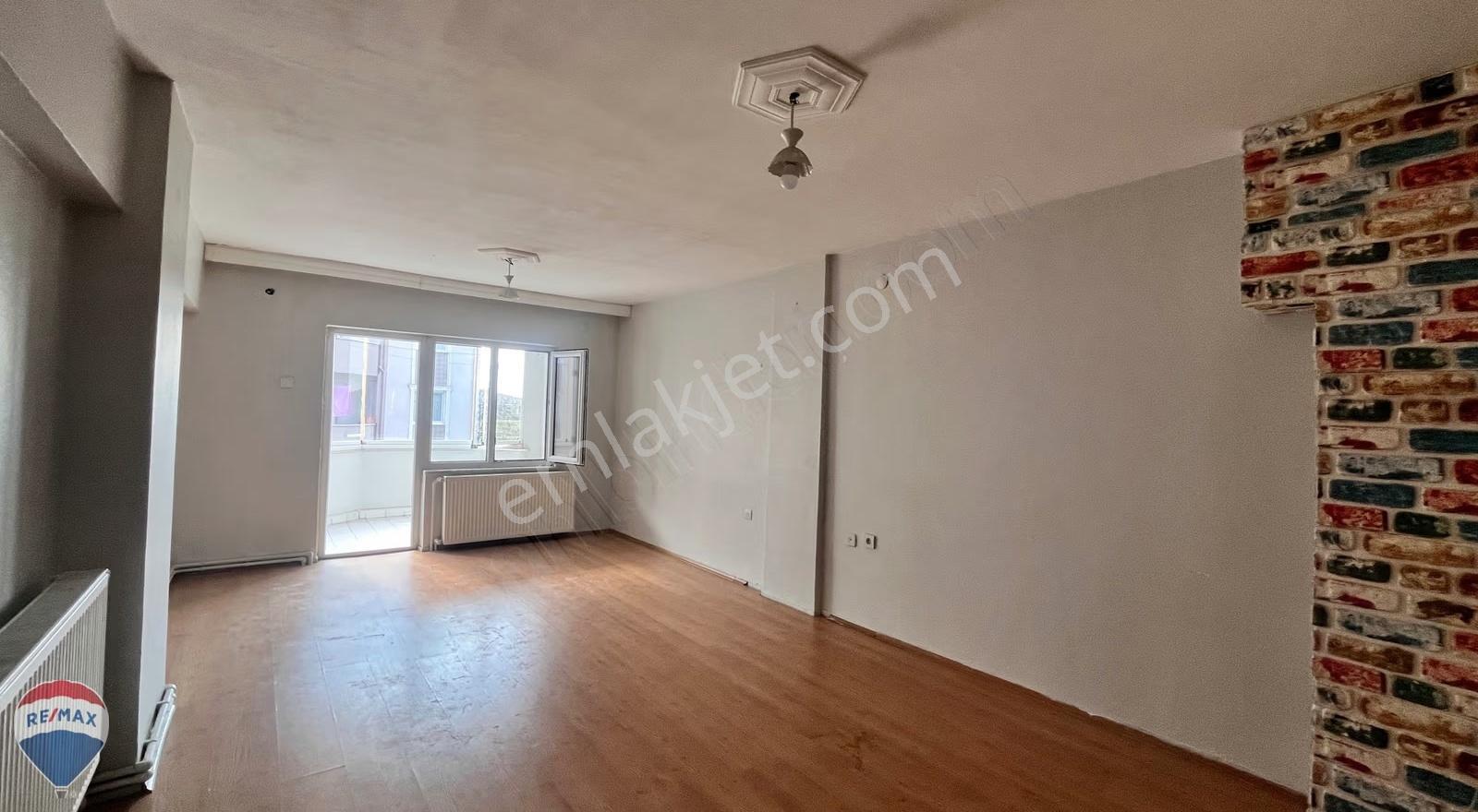 Remax Maviden Tekelerde 3.kat 2+1 Cambalkonlu 100 M2 Daire - Görsel 25