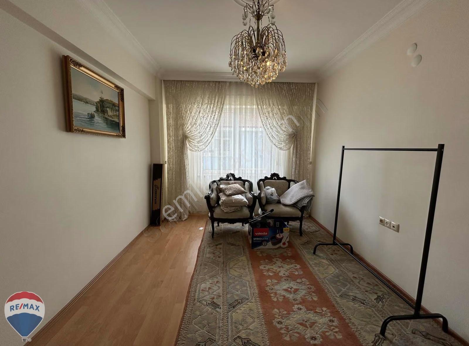 Remax Mavi'den, Serdivan Avm Yanı, Kapalı Garajlı, 3+1 Boş Daire - Görsel 22